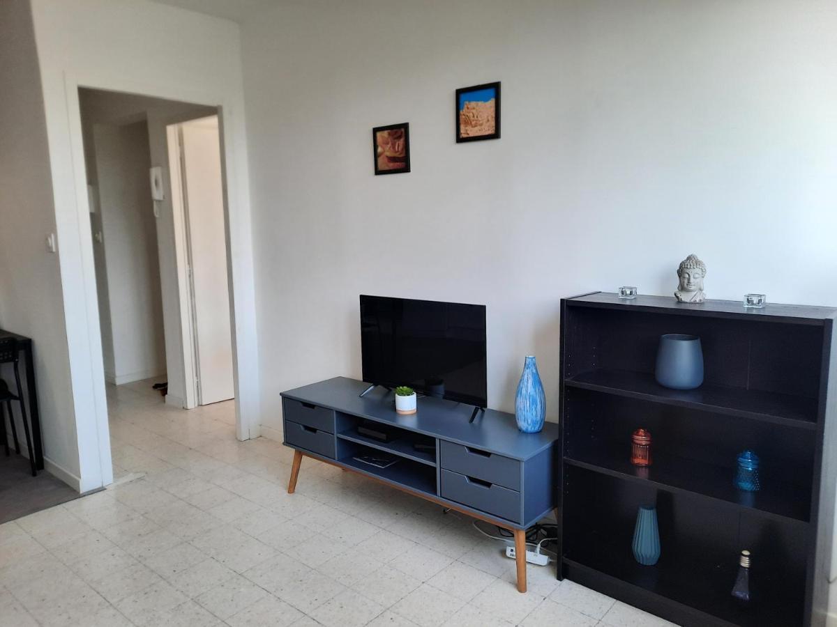 * 3bedrooms, 2free Parking, Wifi, Tram 8min * Montpellier
